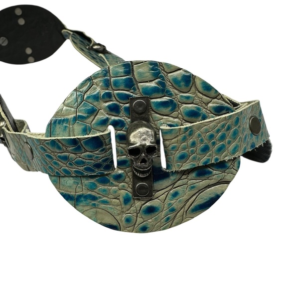 THOMAS WYLDE Croc Embossed Gladiator Leather Belt With Skull Made In USA Med main image 5